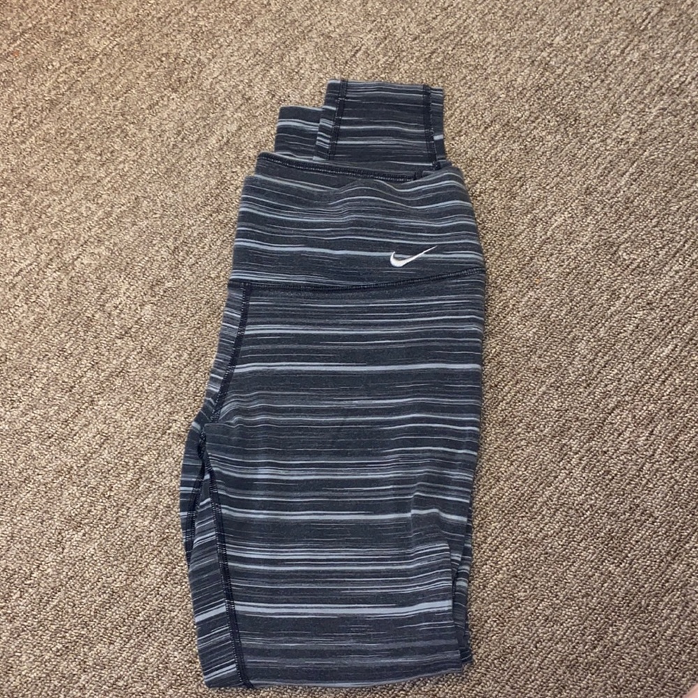 Nike leggings
